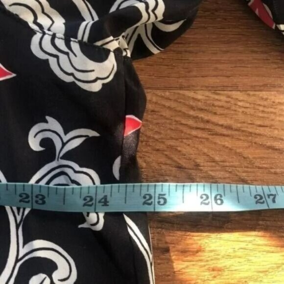 Alfred Dunner Floral Print Top Size 18 Button Down Black Red White - Picture 4 of 9